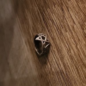 Unisex sterling silver braided star ring